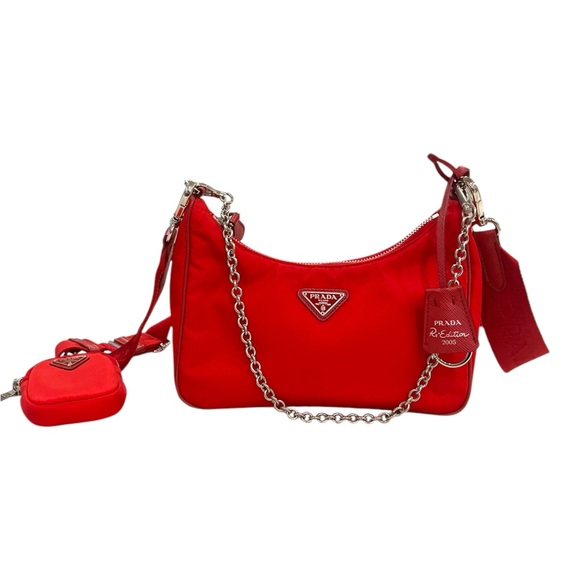 Prada Re-Edition 2005 Nylon Shoulder Bag - Picture 2 of 11